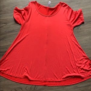 Large LuLaRoe Perfect Tee
